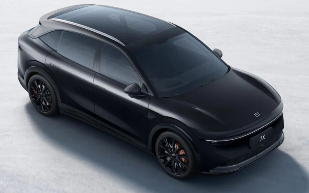 Rodas de liga leve pretas e pintura Onyx do Zeekr 7X Black 2026